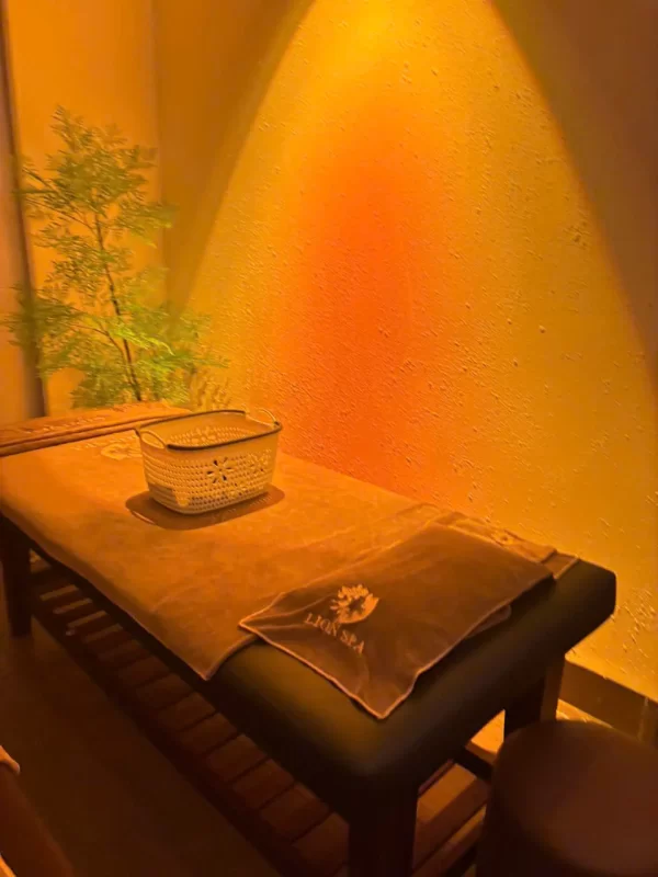 Giường massage thư giãn tại Lion Spa Phú Quốc