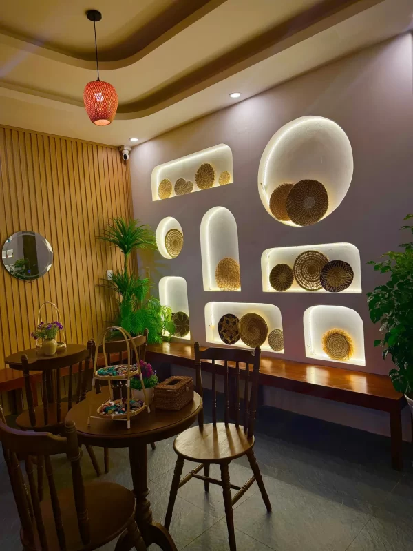 Khu trà trang trí tre tại Lion Spa Phú Quốc